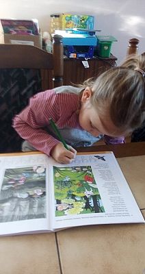  Grafika #75: Dzieci pracują w domu (cz. 2)