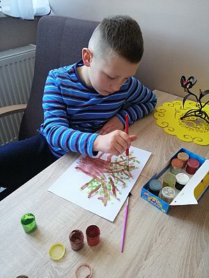  Grafika #70: Dzieci pracują w domu (cz. 2)