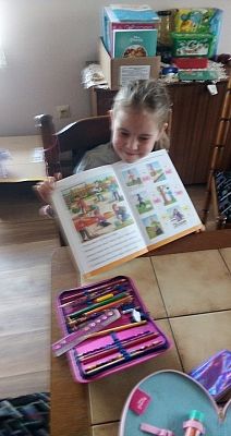  Grafika #83: Dzieci pracują w domu (cz. 2)