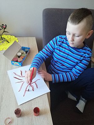  Grafika #74: Dzieci pracują w domu (cz. 2)