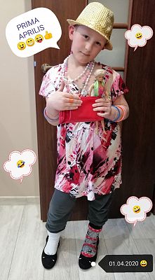  Grafika #38: Dzieci pracują w domu