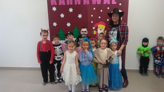  Grafika #2: Bal karnawałowy 2020.