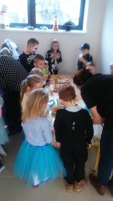  Grafika #27: Bal karnawałowy 2020.