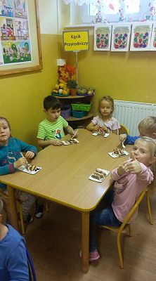  Grafika #4: Bohater Tygodnia