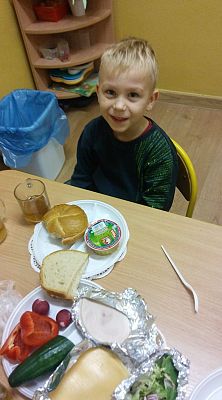  Grafika #8: Zdrowe śniadanie