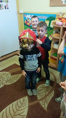  Grafika #6: Bohater Tygodnia