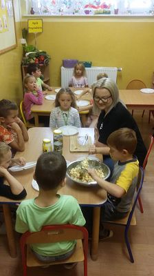  Grafika #4: Bohater Tygodnia